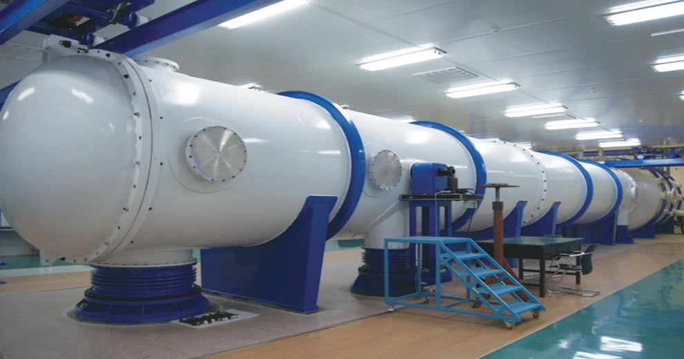 大型真空離軸平行光管 大型真空離軸平行光管