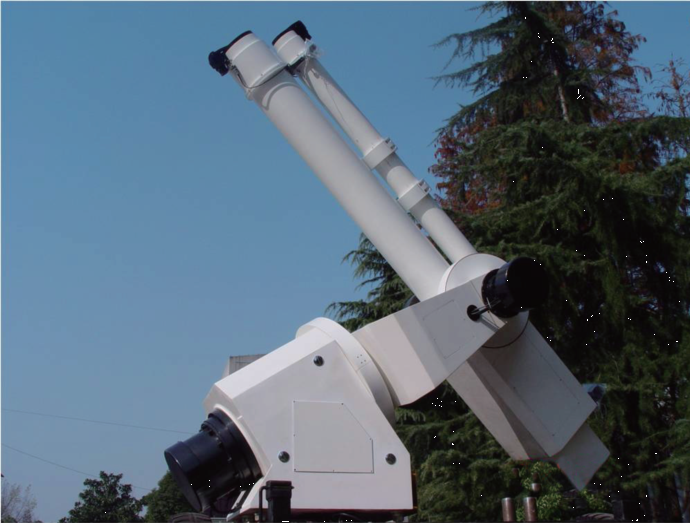 國家天文臺、印度天體物理研究所（參與研制）等單位-太陽色球望遠(yuǎn)鏡